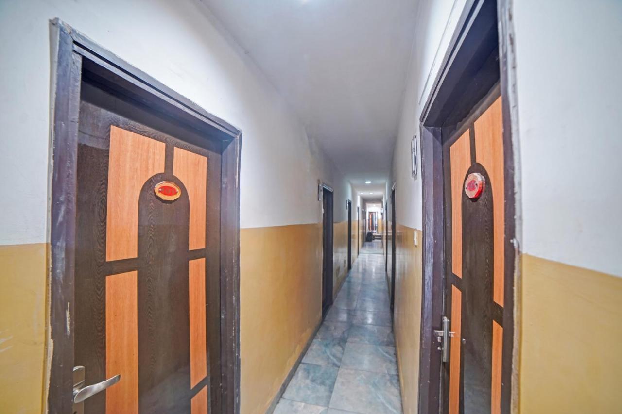 Oyo Flagship 85517 Hotel Sheetal Lake View Rāipur Zewnętrze zdjęcie